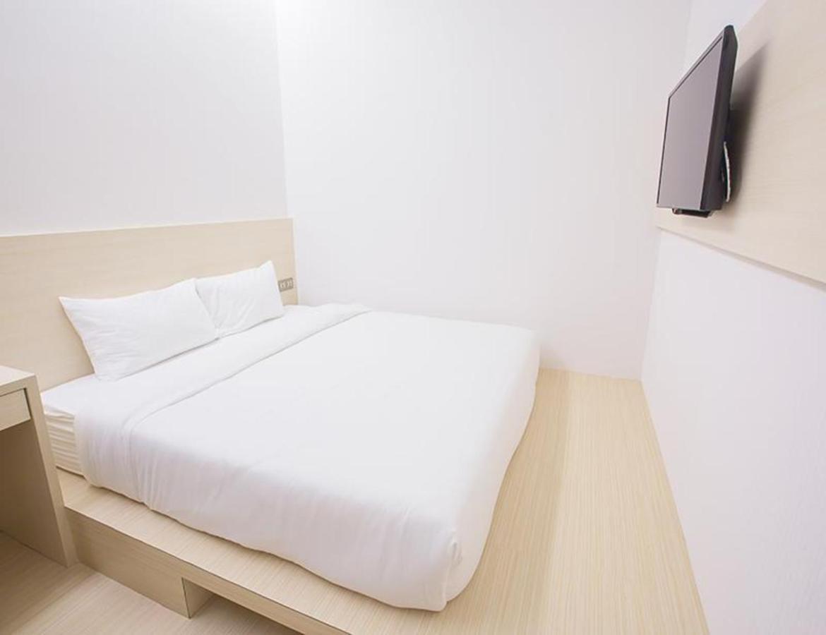 Minimalist Hotel Джохор-Бару Екстер'єр фото